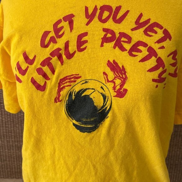 Russel Tops - WIZARD of Oz Tee Shirt Sz M